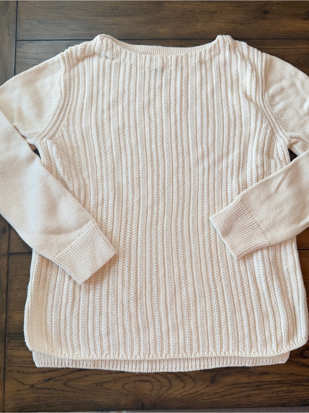 Banana Republic cream ribbed knit sweater in size S